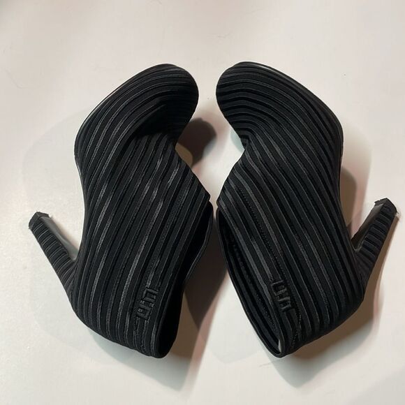 UN United Nude Womens Fold Hi Black Ankle Heels Booties Sz 5 - Picture 10 of 13